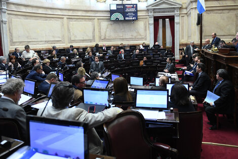 Los senadores opositores cuestionaron a Cambiemos por cambiar las ternas.