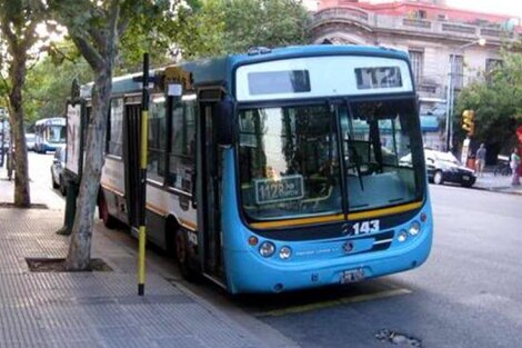El paro de colectivos se realizan en algunas provincias y en otras no.