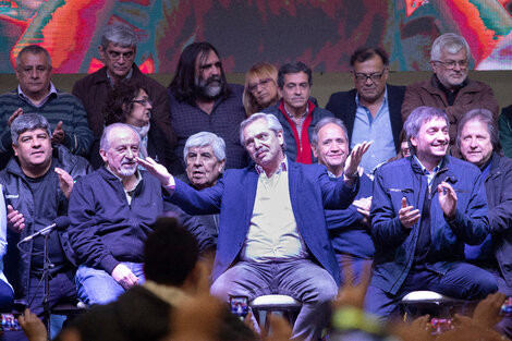El presidente Alberto Fernández recibirá este mediodía simbólicamente, de manos de Hugo Moyano, el Sanatorio Antártida de Acoyte y Rivadavia para luchar contra el coronavirus.