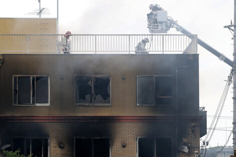 Mueren 33 personas en Kioto en un incendio intencional | 