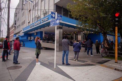 Declaran a los bancos como servicio esencial, con otro DNU de Alberto Fernández