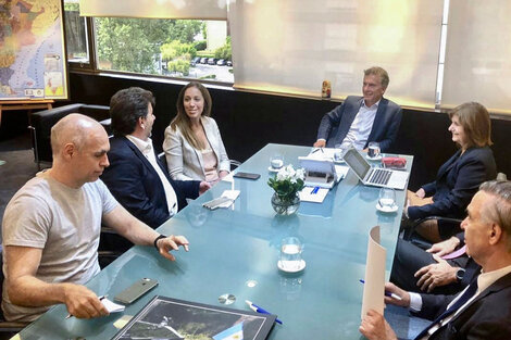 Imagen de una reunión de la mesa chica del Pro pre-coronavirus. La de ahora fue virtual.