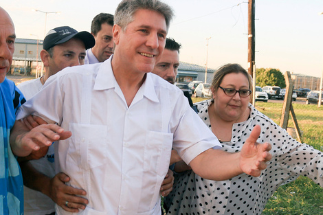 Amado Boudou está desde anoche en su casa, con tobillera electrónica, porque la justicia hizo lugar a un pedido de su defensa para que el exvicepresidente cumpla arresto domiciliario