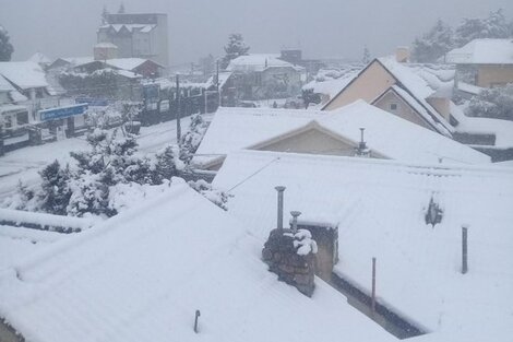 Una imagen de Bariloche bajo la nieve.