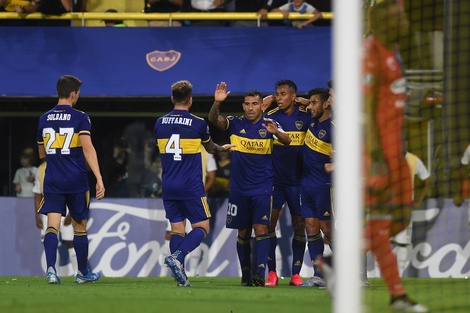 Sin acuerdo con el plantel, Boca pagó los sueldos completos