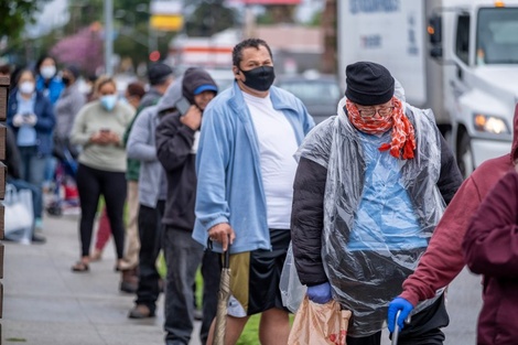 Estados Unidos: millones de personas hacen fila durante horas para recibir comida