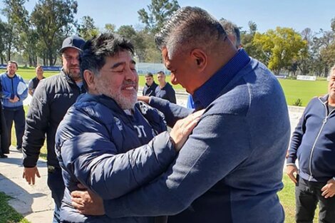 Maradona celebró la anulación de los descensos