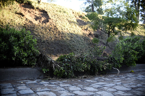 El derrumbe en bajada Pellegrini. (Fuente: Andres Macera)