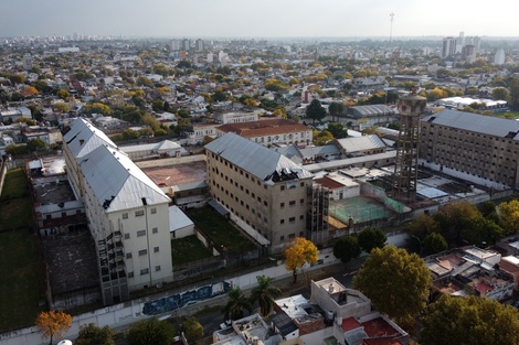 Reunión por coronavirus en Devoto: sin violadores ni asesinos en el menú