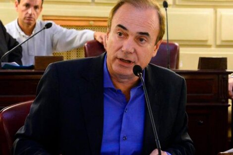 El legislador socialista Eduardo Di Pollina reveló las diferencias internas. 