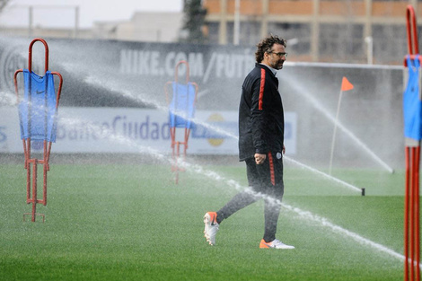Pizzi tendrá, frente a Cerro Porteño, su reestreno como entrenador de San Lorenzo. (Fuente: Twitter San Lorenzo Oficial)