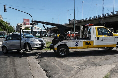 El gobierno porteño dispuso la vuelta de las grúas de acarreo