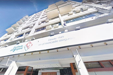 Riera fue arrojada con vida desde el octavo piso del edificio.