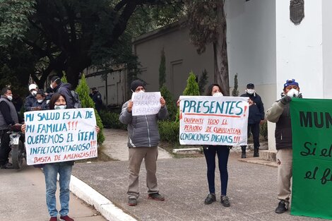 Capital: trabajadores de los cementerios lograron un acuerdo