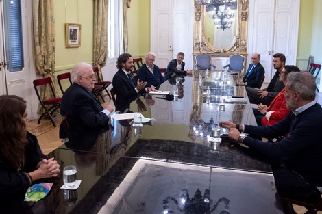 Tinelli, Suar y Puenzo en la Casa Rosada