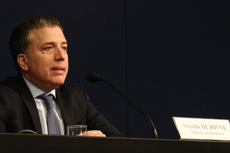 El ministro Dujovne llevó a Argentina al podio menos buscado.