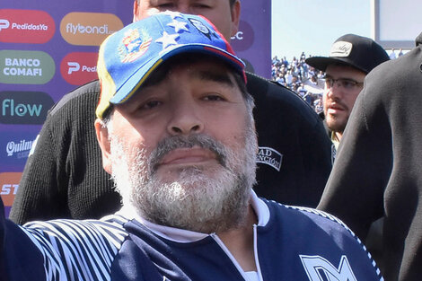 Gimnasia y Maradona negocian a futuro