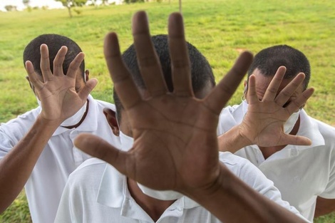 Internos del complejo penitnciario de Papuda, en Brasilia, se quejan por las condiciones de salubridad.