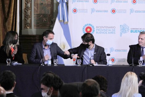 El ministro Gabriel Katopodis firmó el convenio con Axel Kicillof.