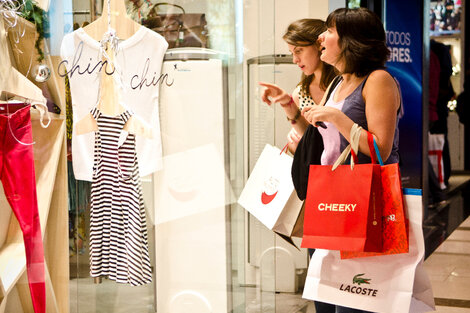 Cuarentena: habilitan los shoppings en Mendoza y más actividades en Buenos Aires 