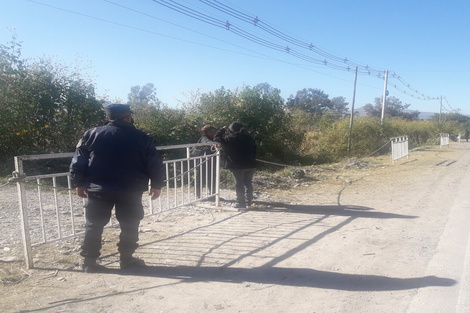 Plazo hasta el domingo para levantar la toma en la finca Marinaro