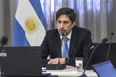 "Los sectores de la ruralidad quizá puedan regresar a las aulas antes de agosto", dijo Trotta.