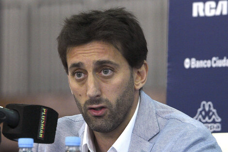 Diego Milito se tienta con la presidencia de Racing