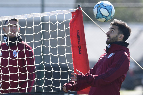 Scocco dejó River para volver a Newell's