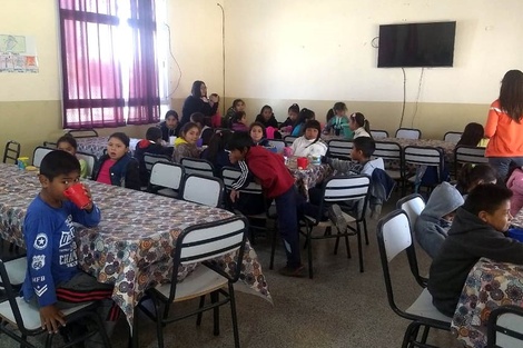 Comedores y merenderos podrán contar con un padrino social