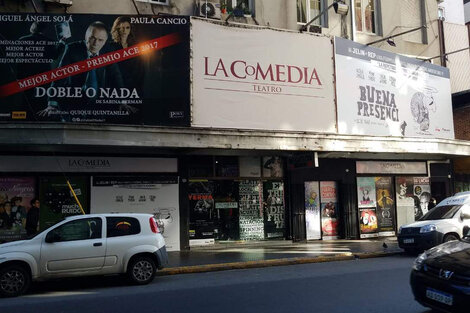 La sala más grande tiene capacidad para 450 personas.