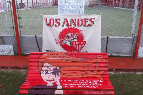 El Banco Rojo de Los Andes con los nombres de Viviana Giménez y Anahí Benítez.