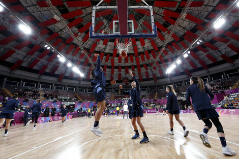 El error de la camiseta argentina no se advirtió durante los 30 minutos de precalentamiento.