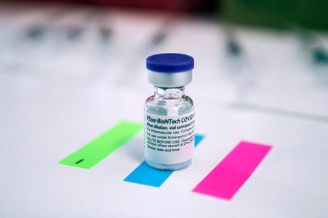 Con la llegada esta tarde de las primeras 100.000 dosis de la vacuna de Pfizer, la Argentina empieza a aplicar la sexta vacuna.