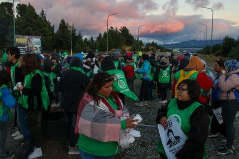 🔴 En vivo. Cortes y protestas contra Milei en Bariloche