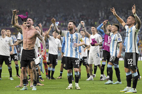 El festejo, con Messi en el centro. Como corresponde.