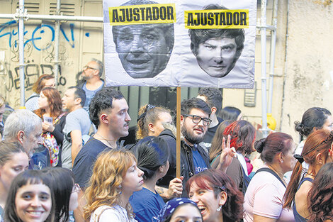 BOCHAZO EN EL SENADO