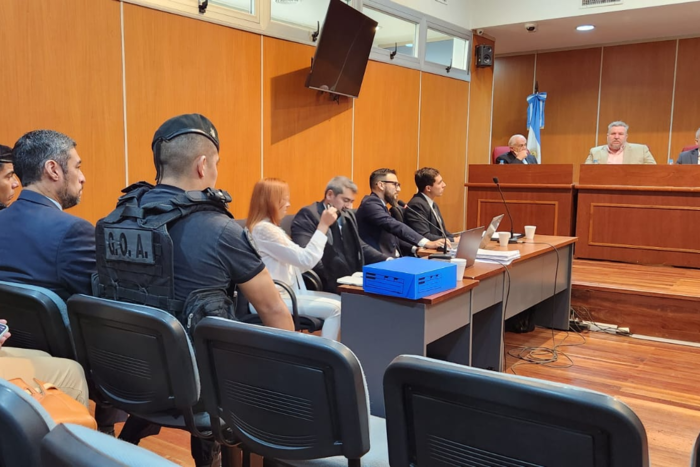 897730-parisi-20jury