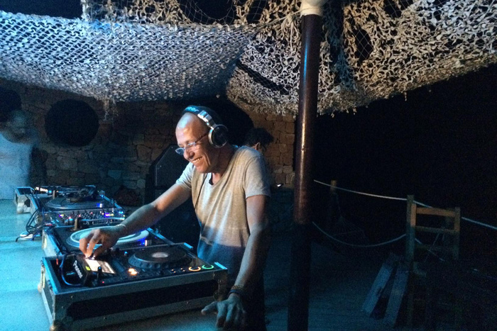 901082-dj-20alfredo-20tres