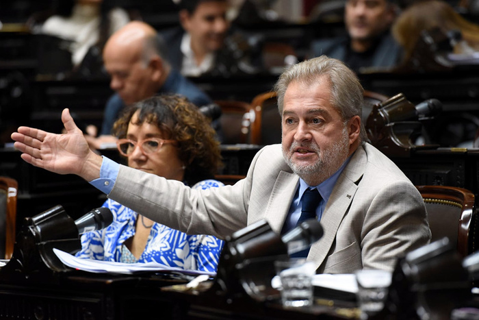 901342-ro02fo0127web