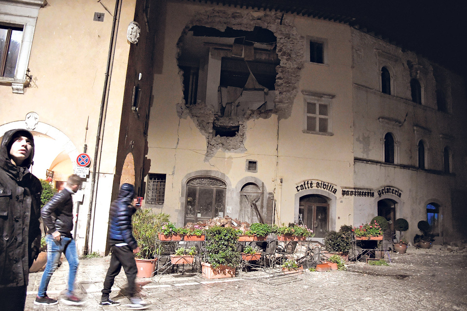 Los expertos aseguraron que los terremotos de ayer están vinculados al de agosto. (Fuente: AFP)