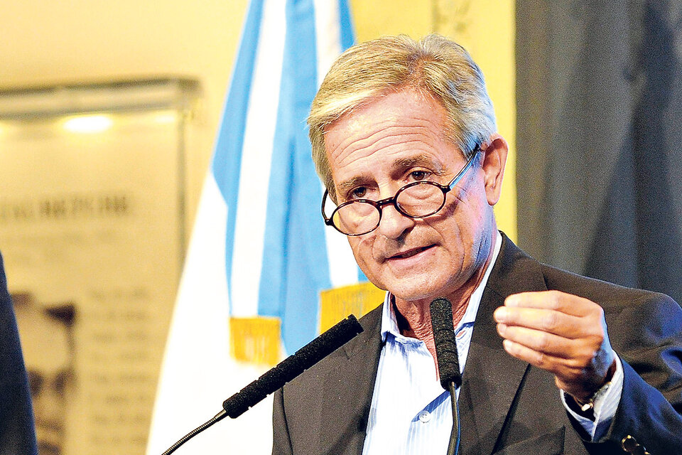 El ministro Andrés Ibarra volvió a rechazar la posible reapertura de la paritaria. (Fuente: Télam)
