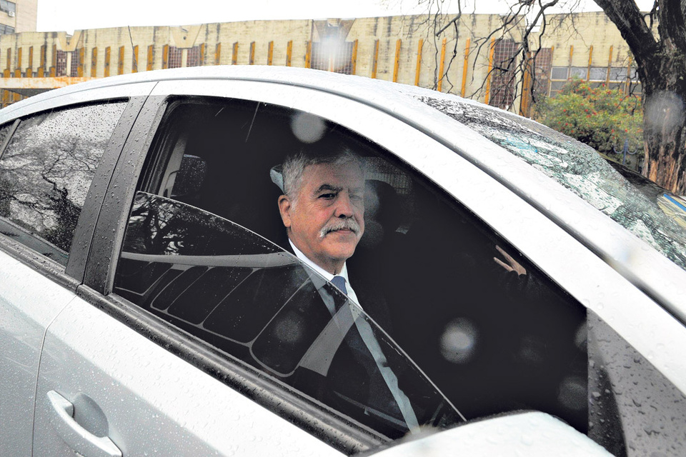 El ministro de Planificación, Julio De Vido, ayer se presentó en los Tribunales de Comodoro Py.