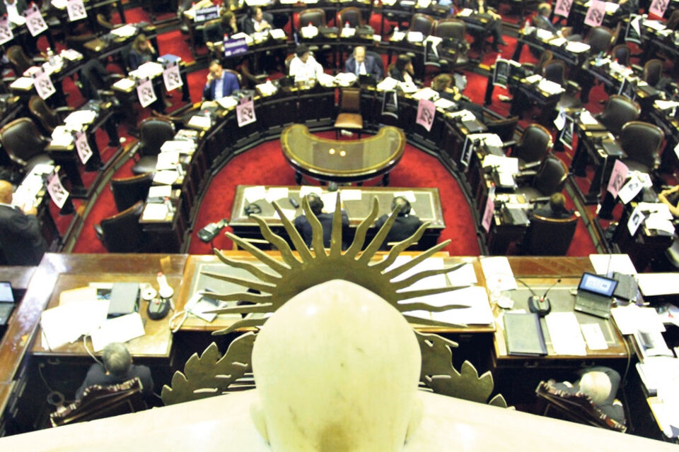 La Cámara de Diputados tratará hoy, además, la renovación de sus autoridades para el año próximo.