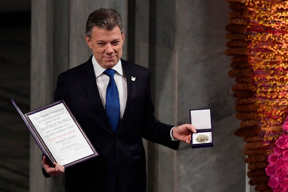 Juan Manuel Santos recibió el Nobel de la Paz en Oslo.