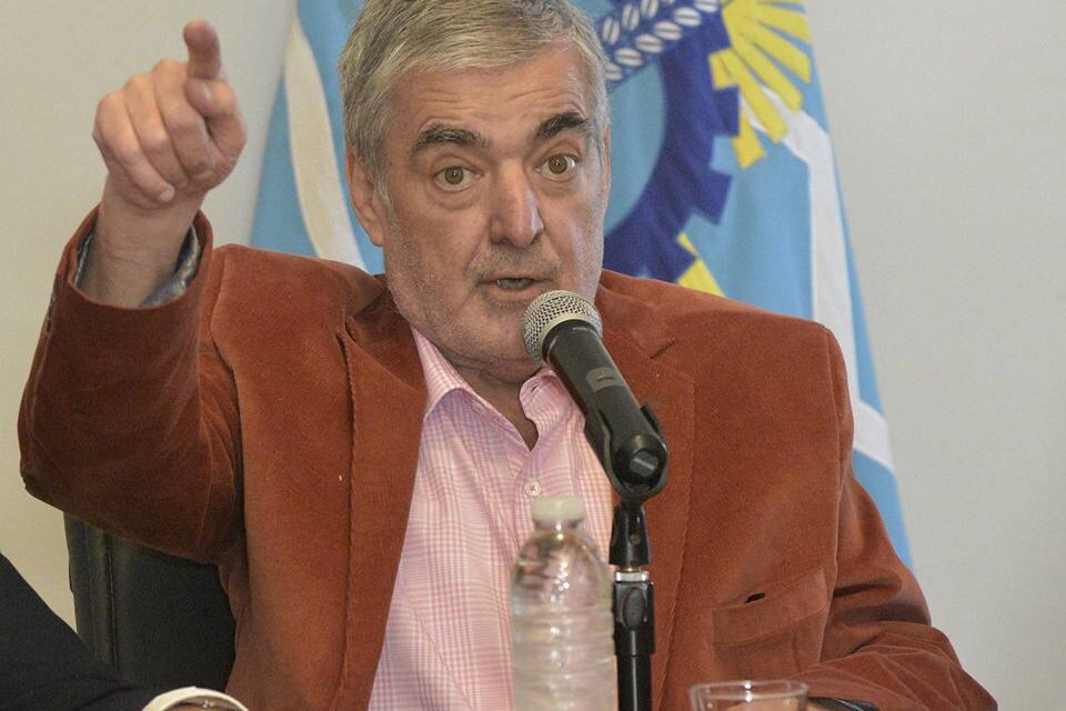 Mario Das Neves, gobernador de Chubut. (Fuente: Facebook)