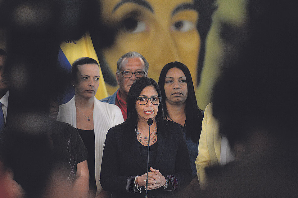La canciller de Venezuela, Delcy Rodríguez, fijó la posición de ese país tras la suspensión. (Fuente: AFP)