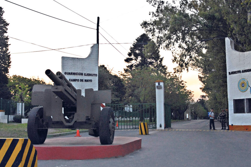 En Campo de Mayo los represores tienen habitaciones, campo de deportes y un quincho para visitas. (Fuente: Télam)