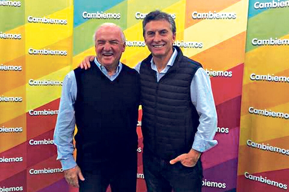 Fernando Niembro y Mauricio Macri, en la campaña alterada por los negocios personales.