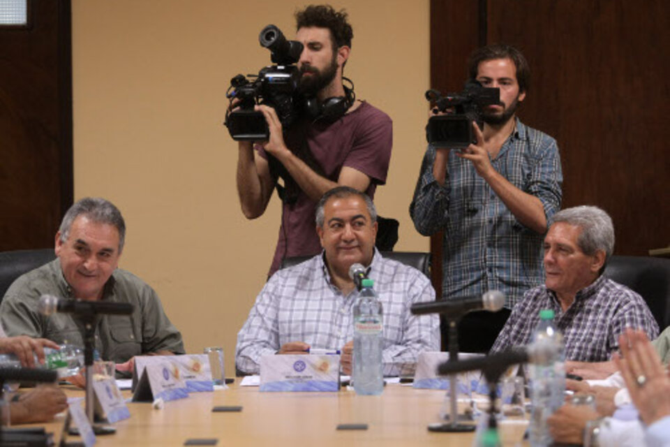 Los secretarios generales de la CGT, Carlos Acuña, Héctor Daer y Juan Carlos Smith. (Fuente: DyN)
