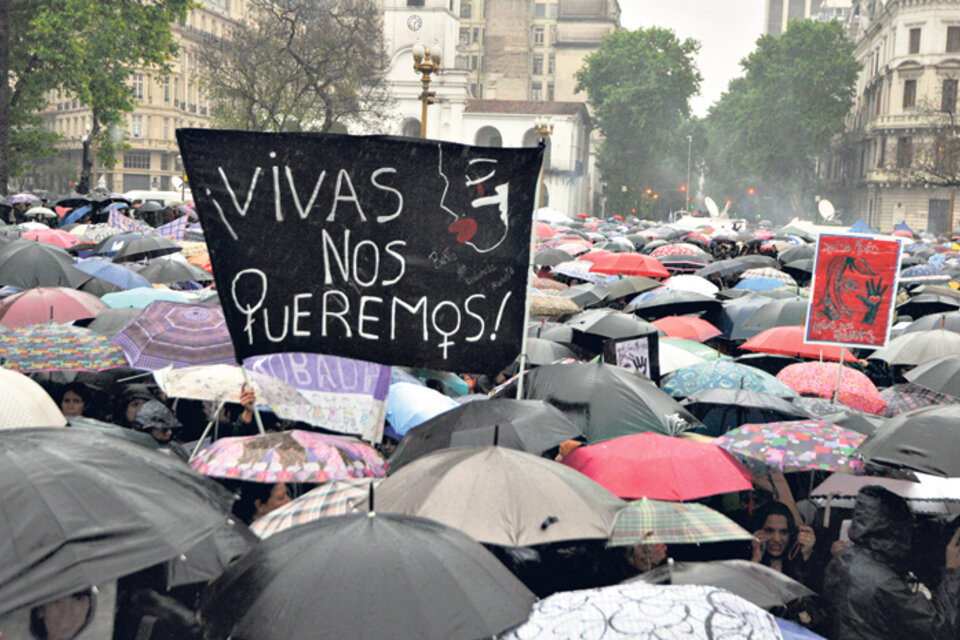 El 19 de octubre pasado tuvo lugar el primer paro nacional de mujeres, previo a la convocatoria #VivasNosQueremos. (Fuente: Sandra Cartasso)